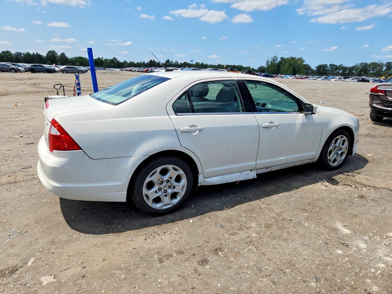 2011 FORD FUSION