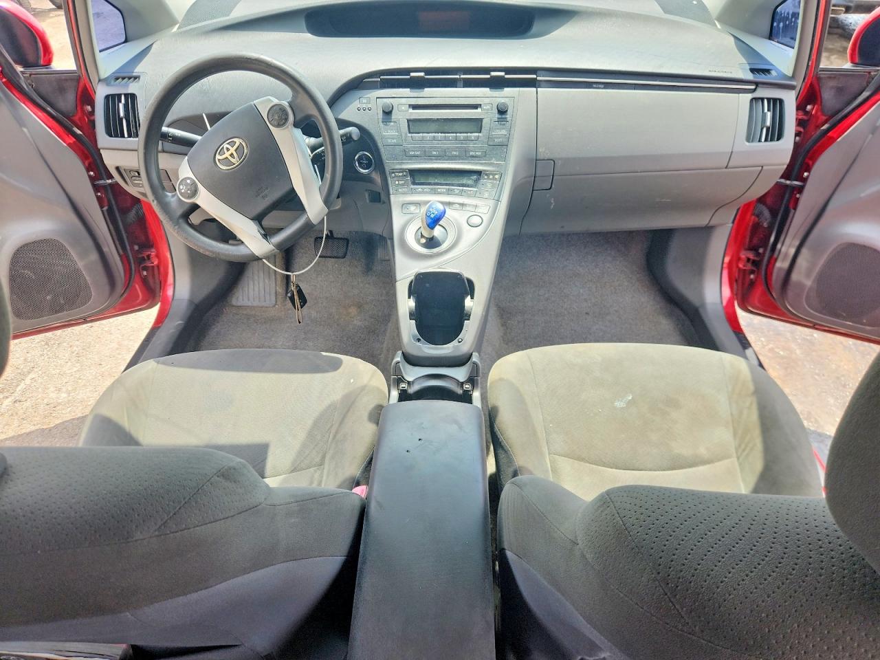 2011 TOYOTA PRIUS