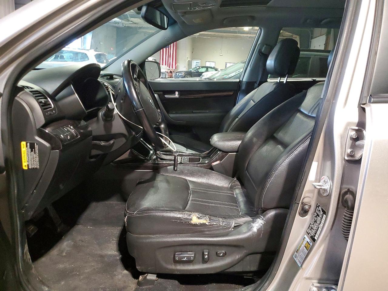 2014 KIA SORENTO