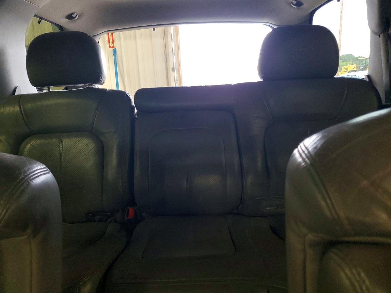 2002 CADILLAC ESCALADE