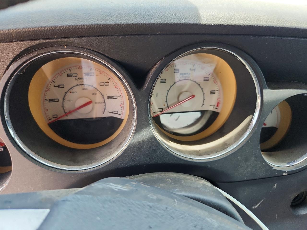 2011 DODGE CHALLENGER