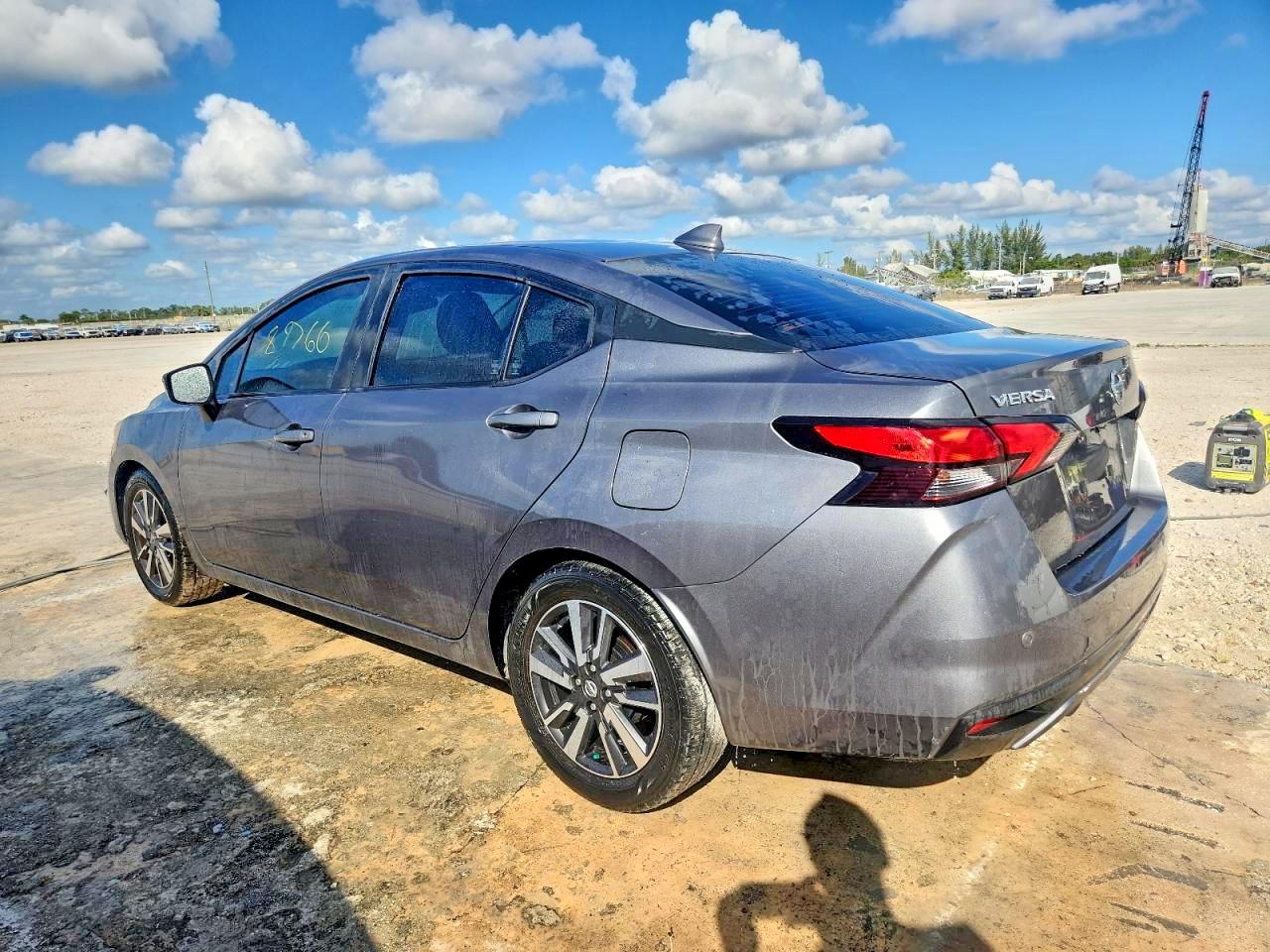 2021 NISSAN VERSA