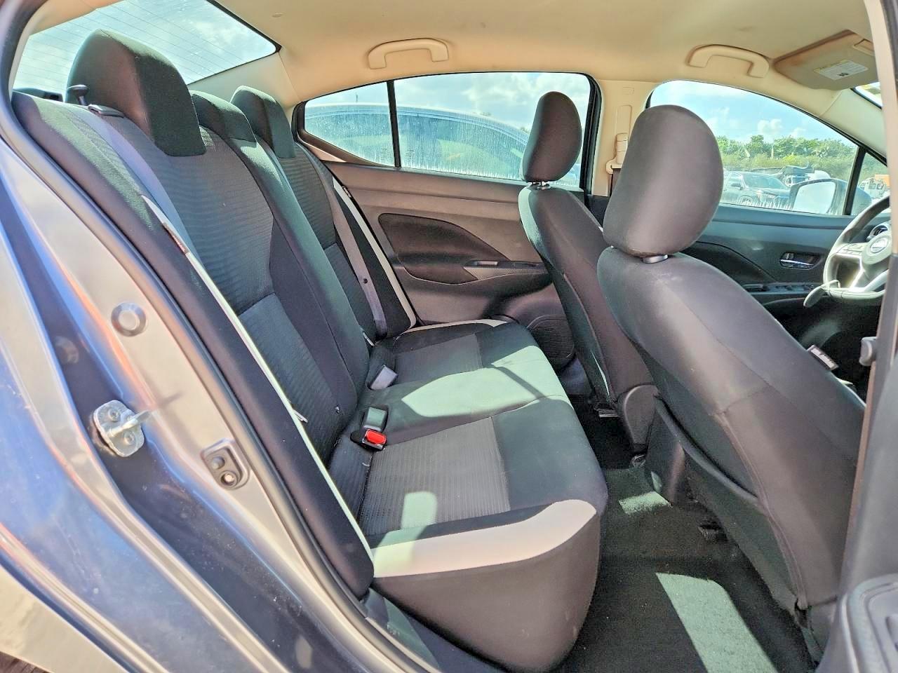2021 NISSAN VERSA
