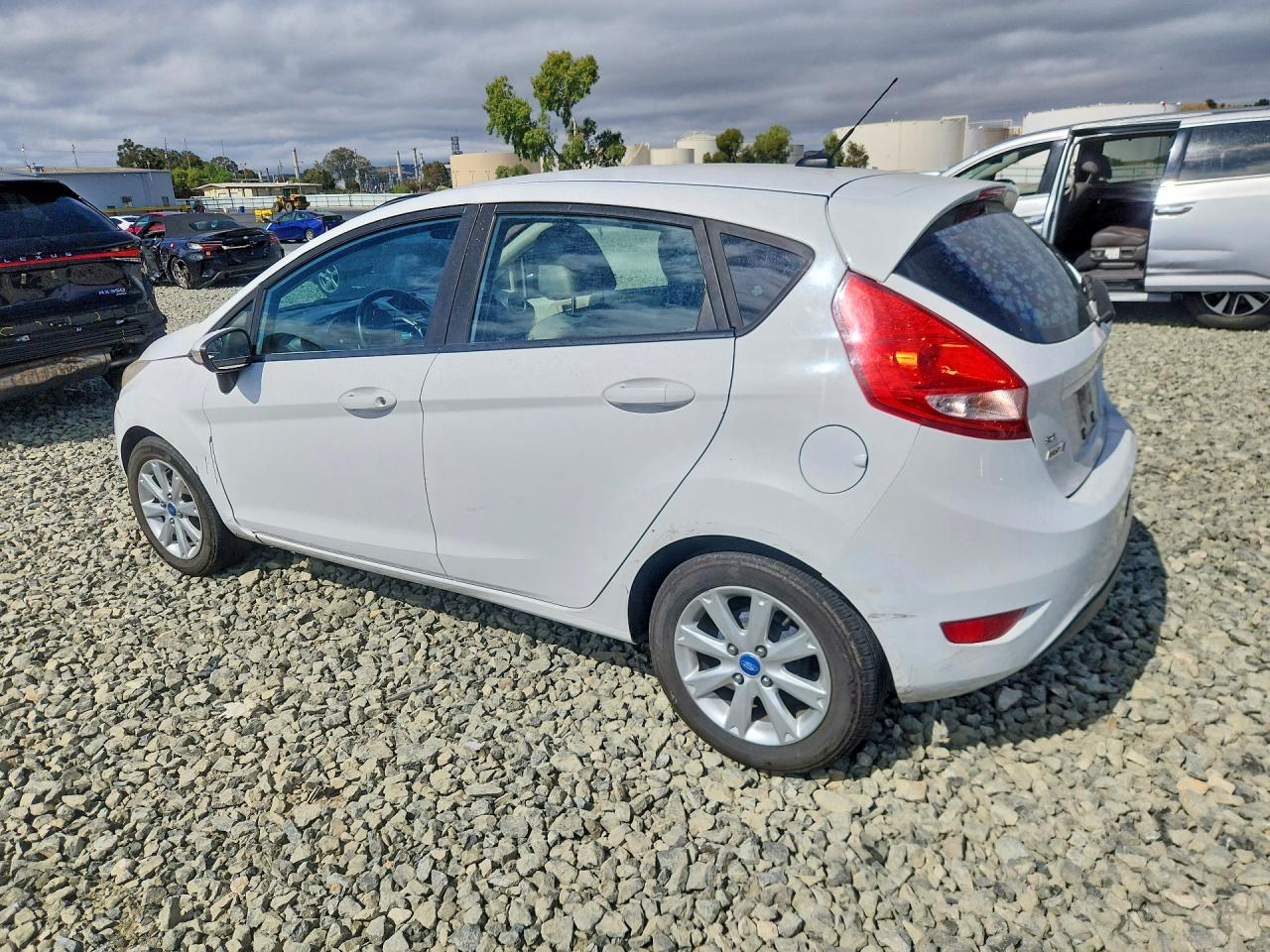2013 FORD FIESTA