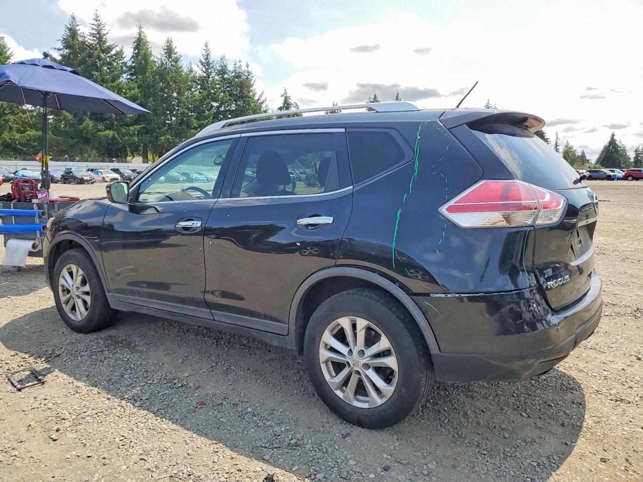2016 NISSAN ROGUE