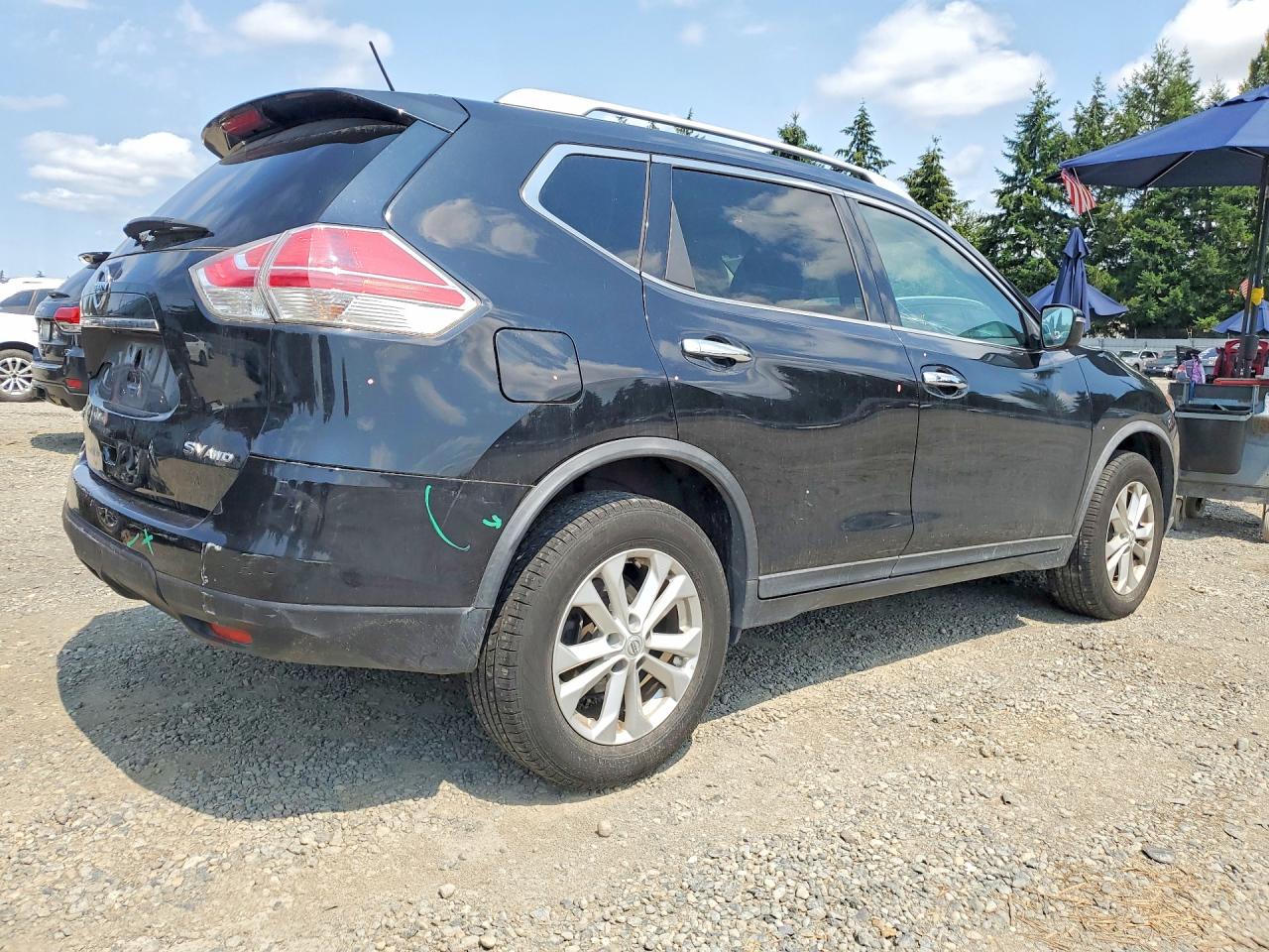 2016 NISSAN ROGUE