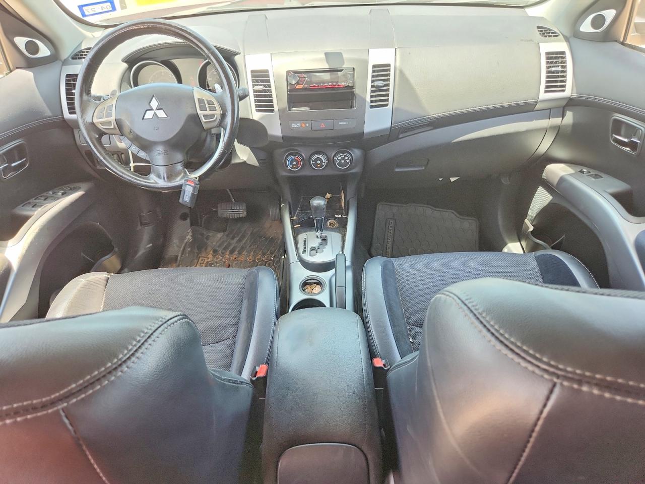 2011 MITSUBISHI OUTLANDER