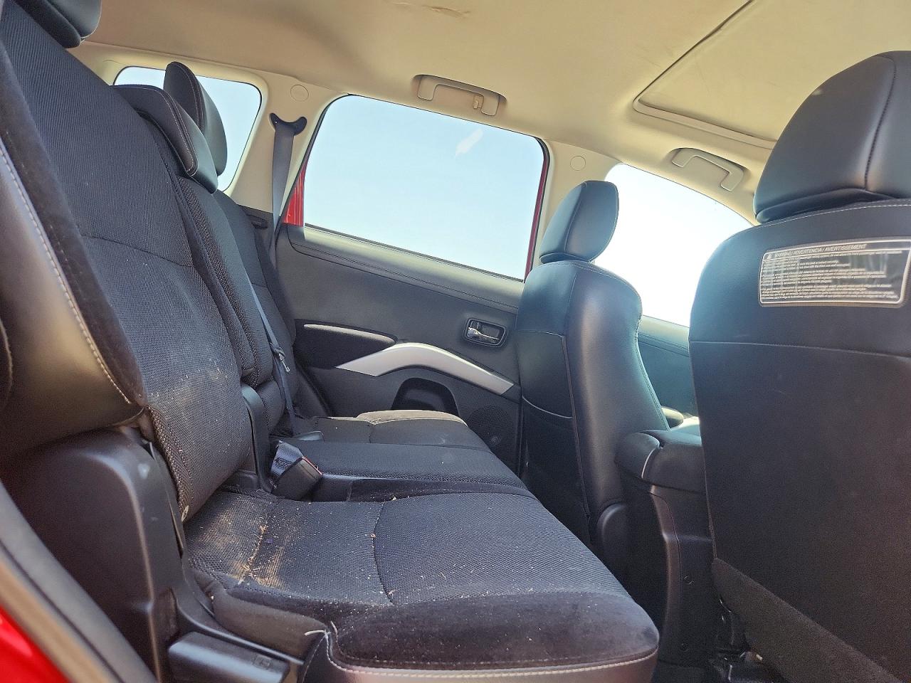 2011 MITSUBISHI OUTLANDER