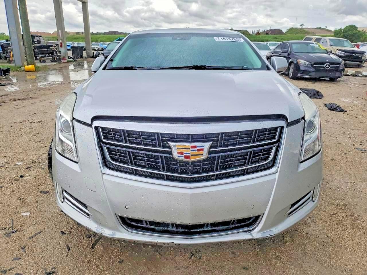2017 CADILLAC XTS