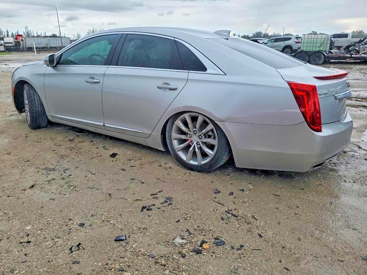 2017 CADILLAC XTS