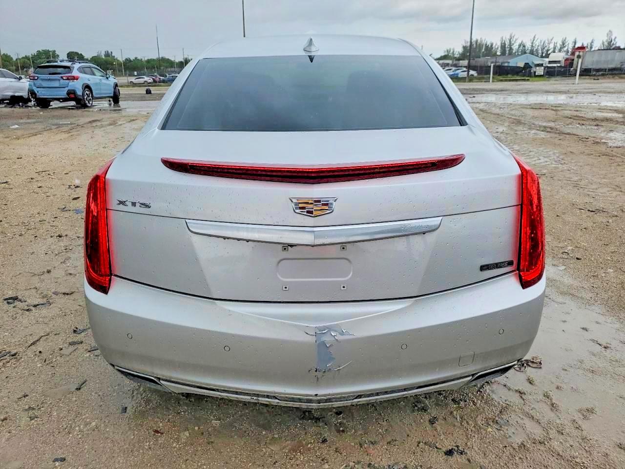 2017 CADILLAC XTS