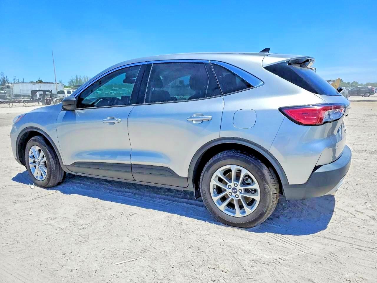 2022 FORD ESCAPE