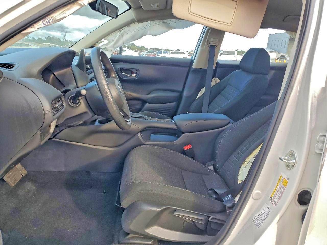 2025 HONDA HR-V