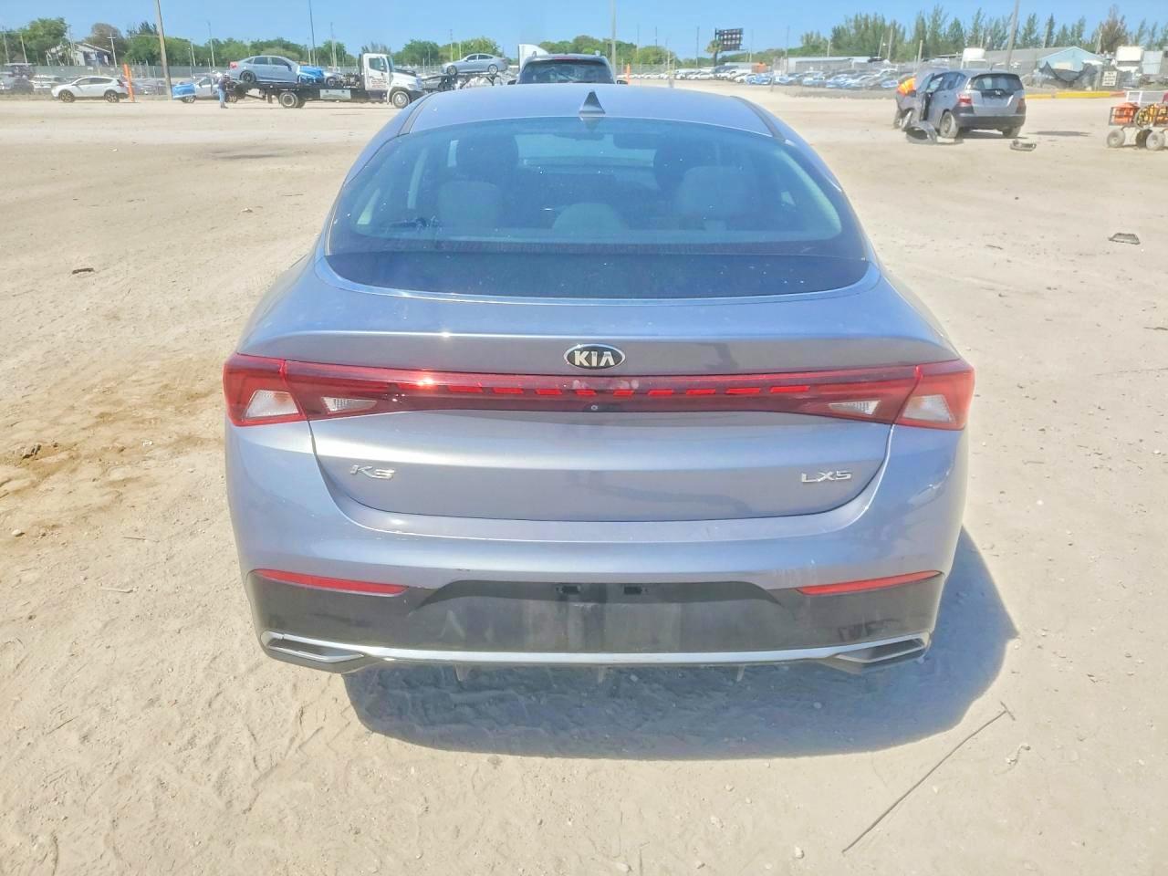 2021 KIA K5