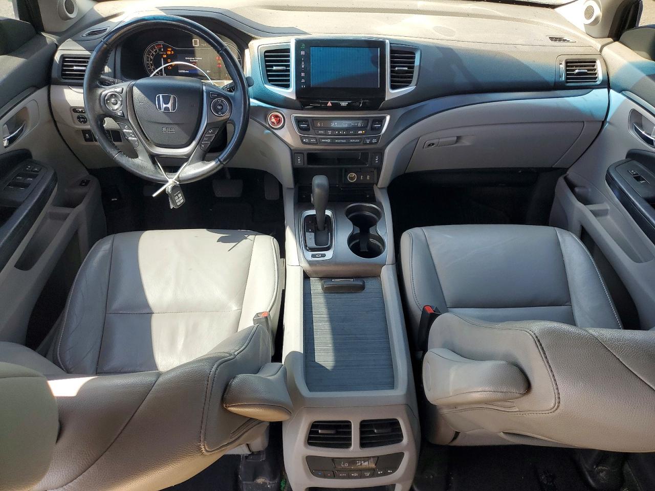 2016 HONDA PILOT