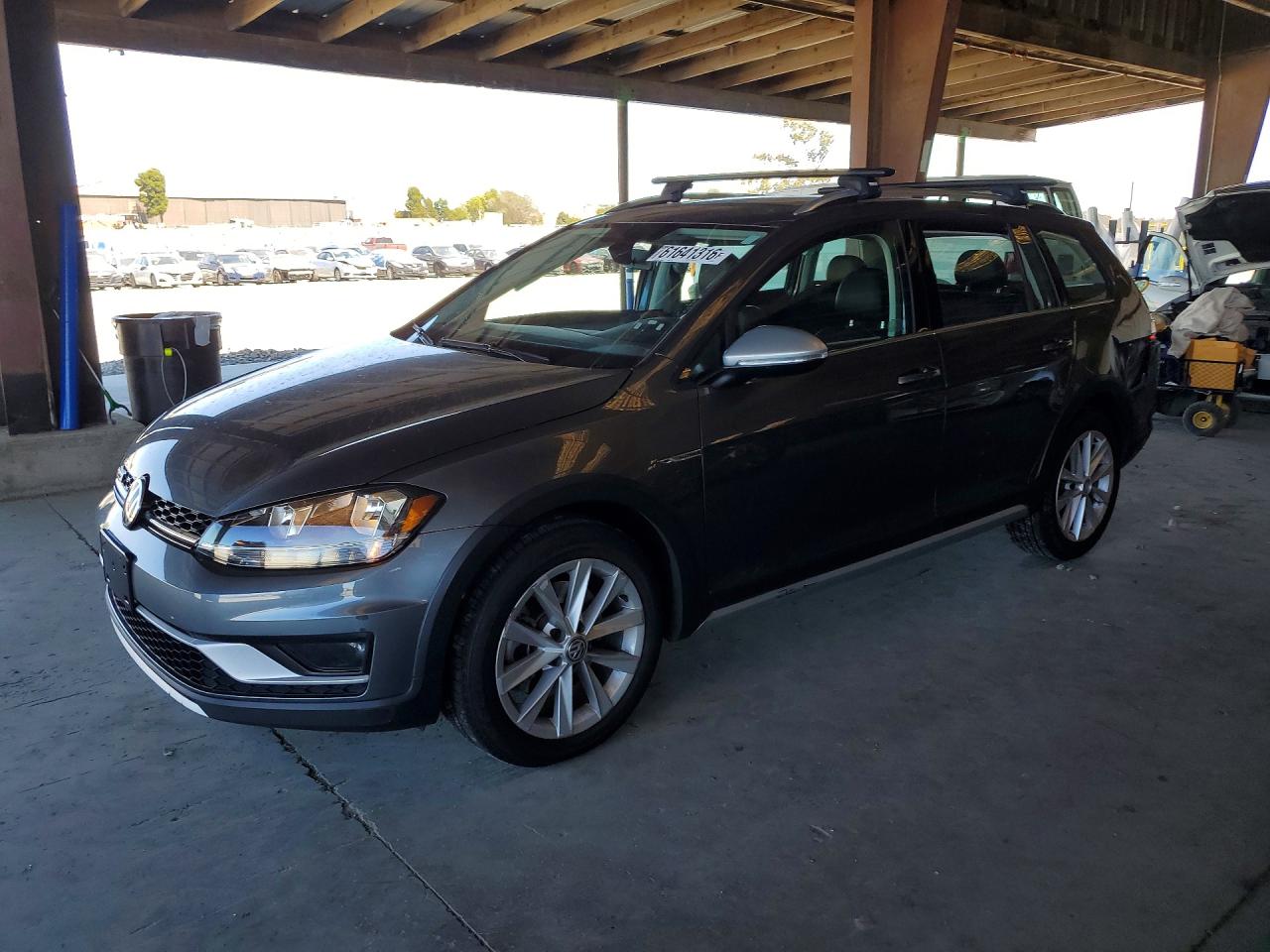 2019 VOLKSWAGEN GOLF