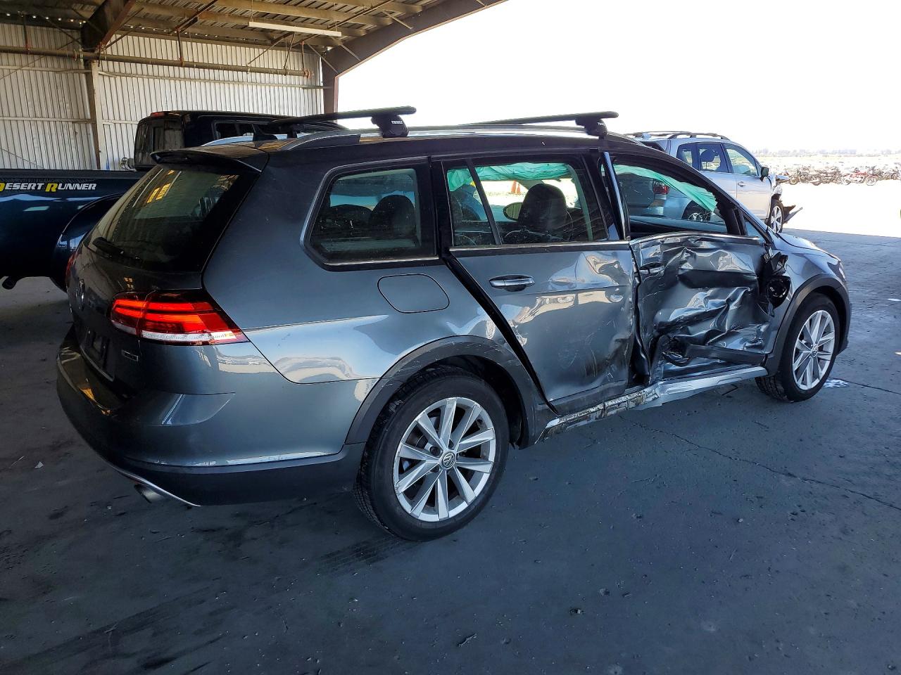2019 VOLKSWAGEN GOLF