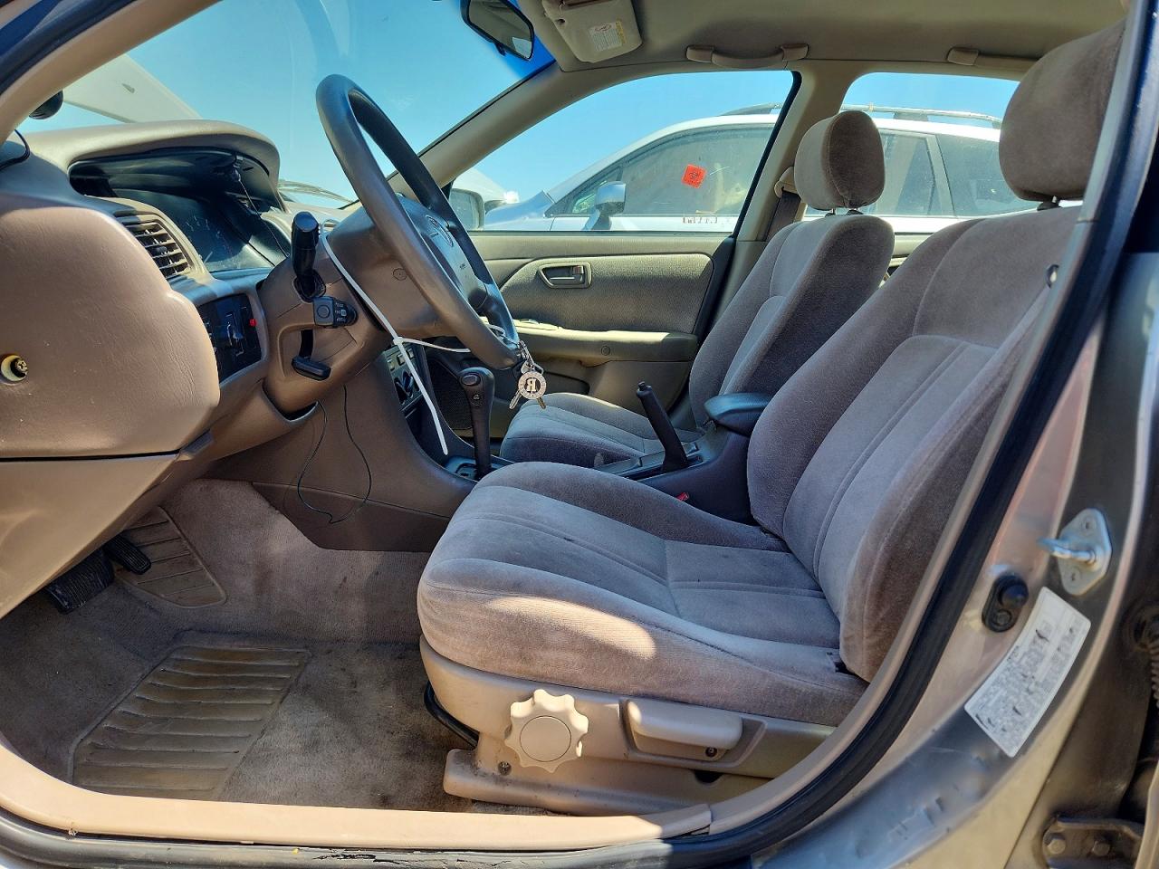 2000 TOYOTA CAMRY