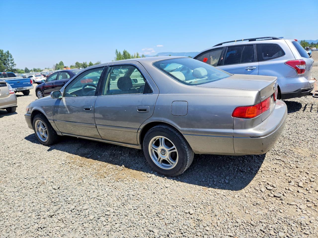 2000 TOYOTA CAMRY