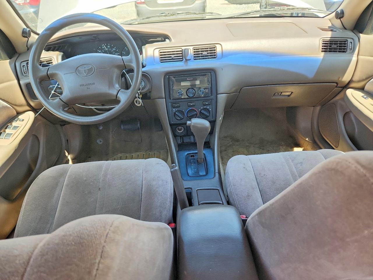 2000 TOYOTA CAMRY