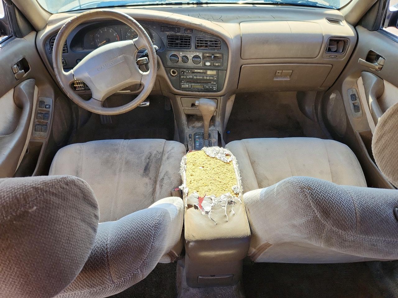 1996 TOYOTA CAMRY