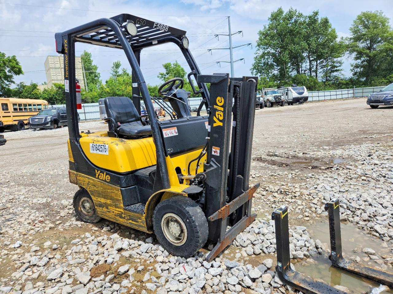 2018 YALE LIFT TRUCK