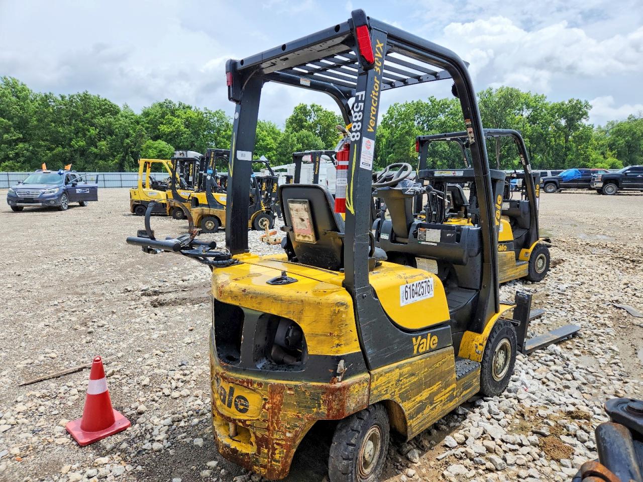 2018 YALE LIFT TRUCK