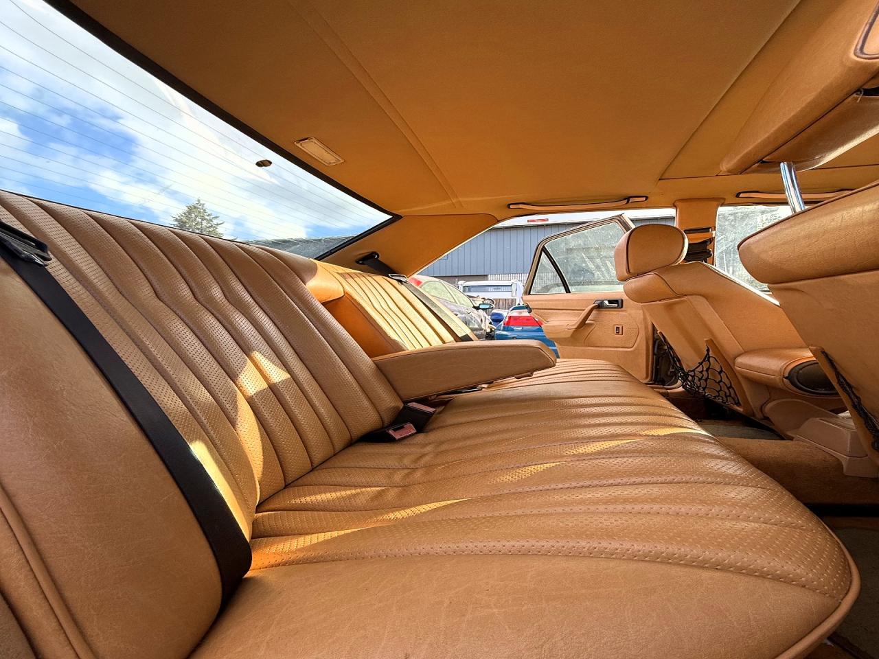 1989 MERCEDES-BENZ 190-CLASS