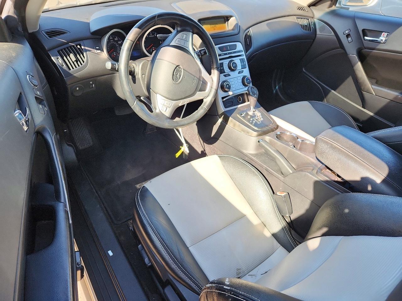 2010 HYUNDAI GENESIS