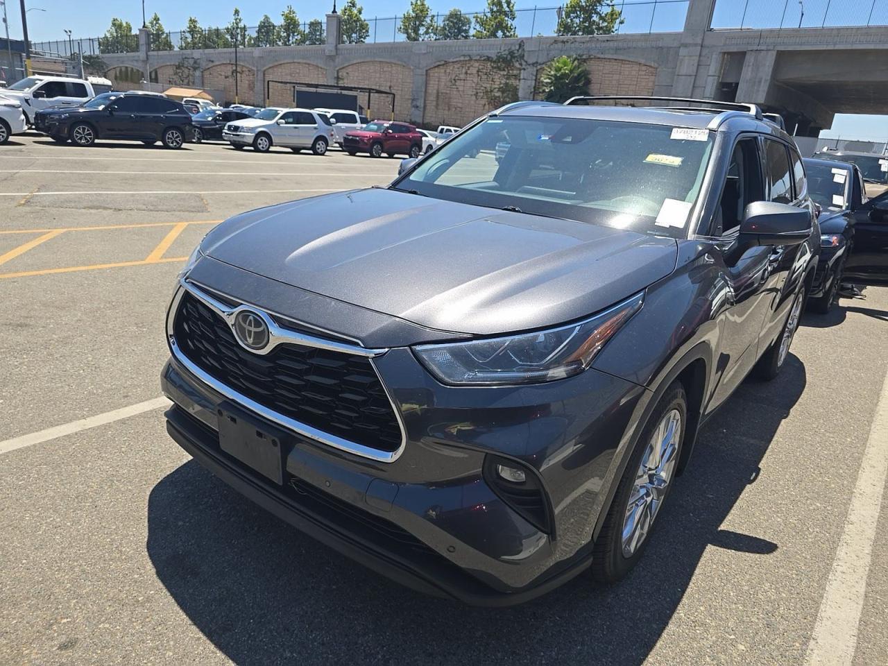 2020 TOYOTA HIGHLANDER