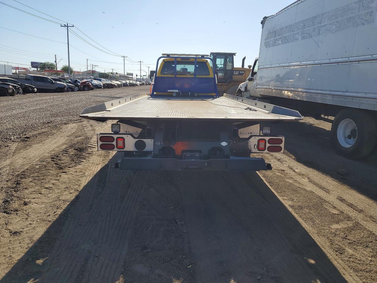 2021 FORD F650