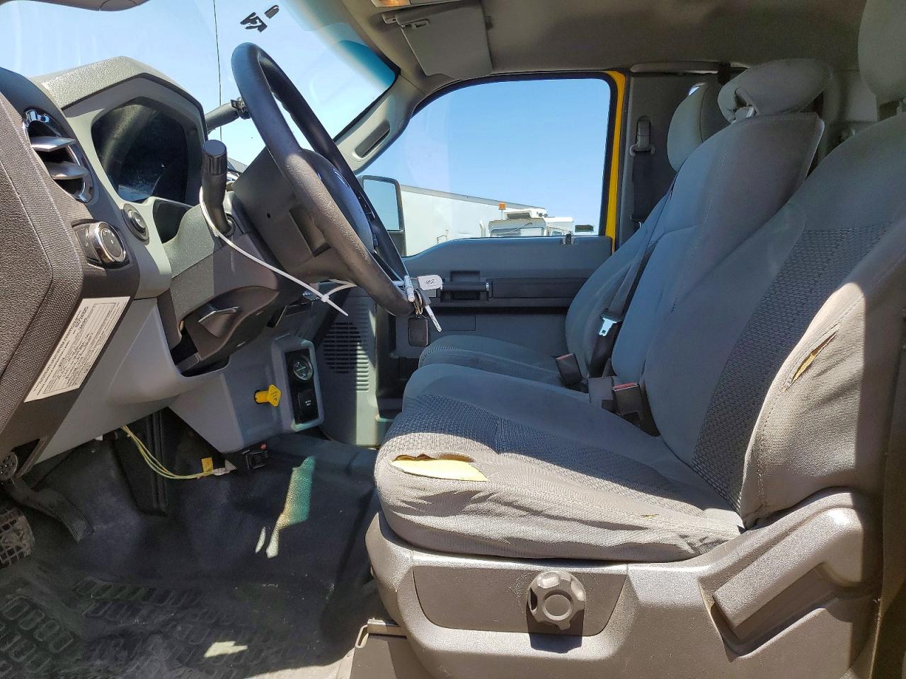 2021 FORD F650