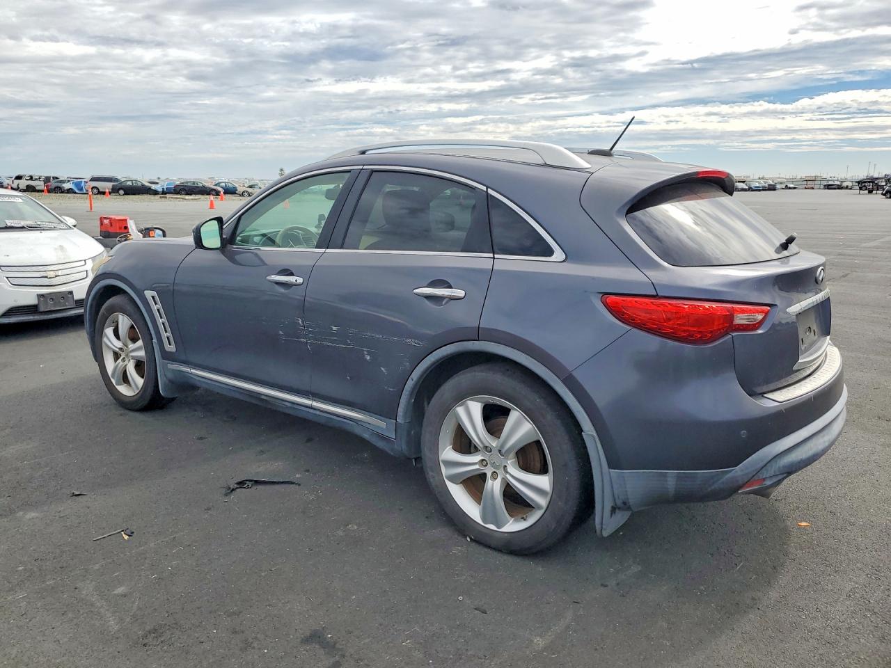 2010 INFINITI FX35