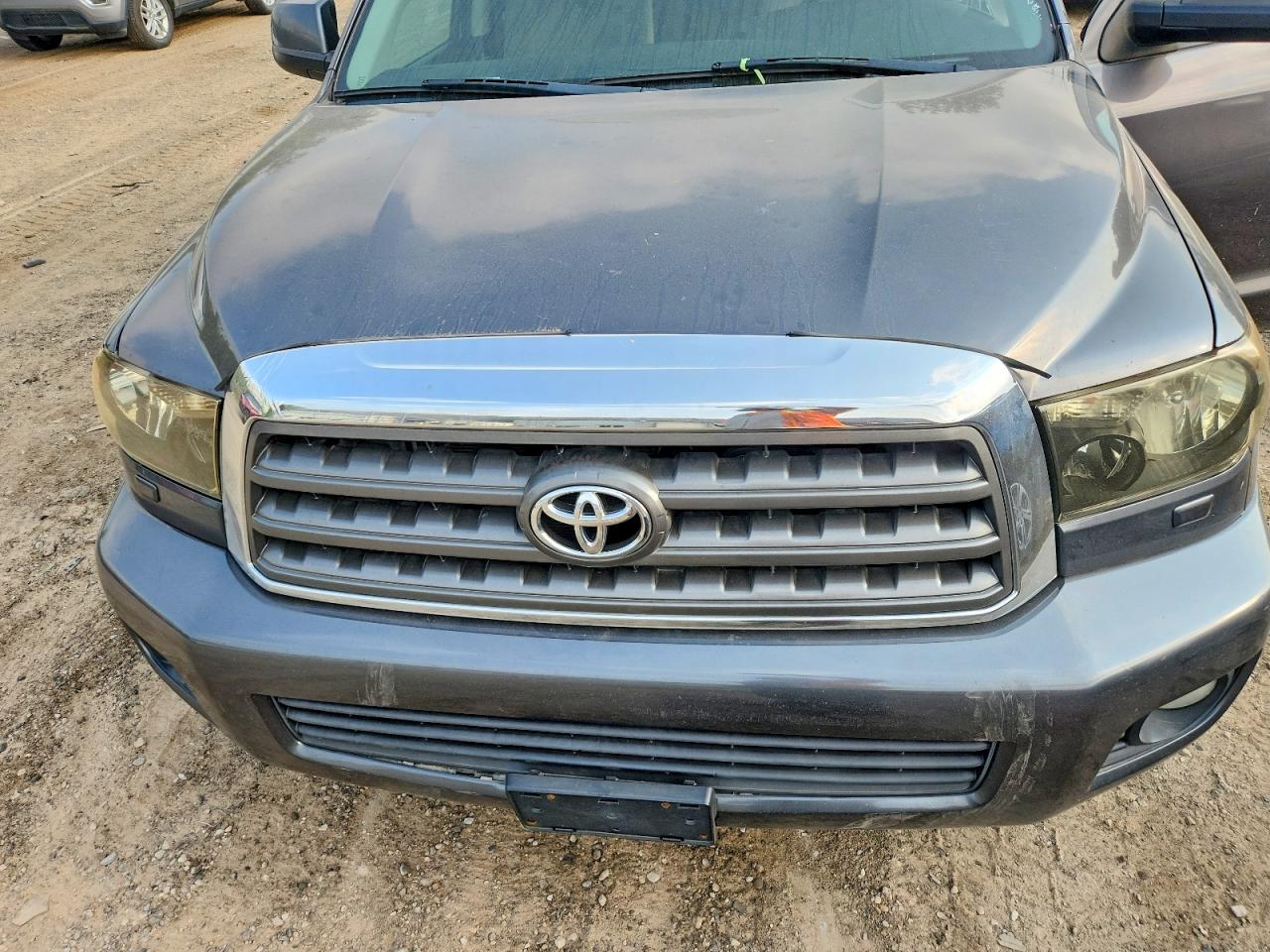 2011 TOYOTA SEQUOIA
