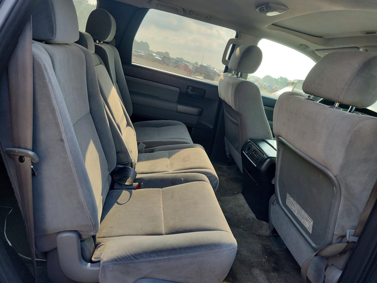 2011 TOYOTA SEQUOIA