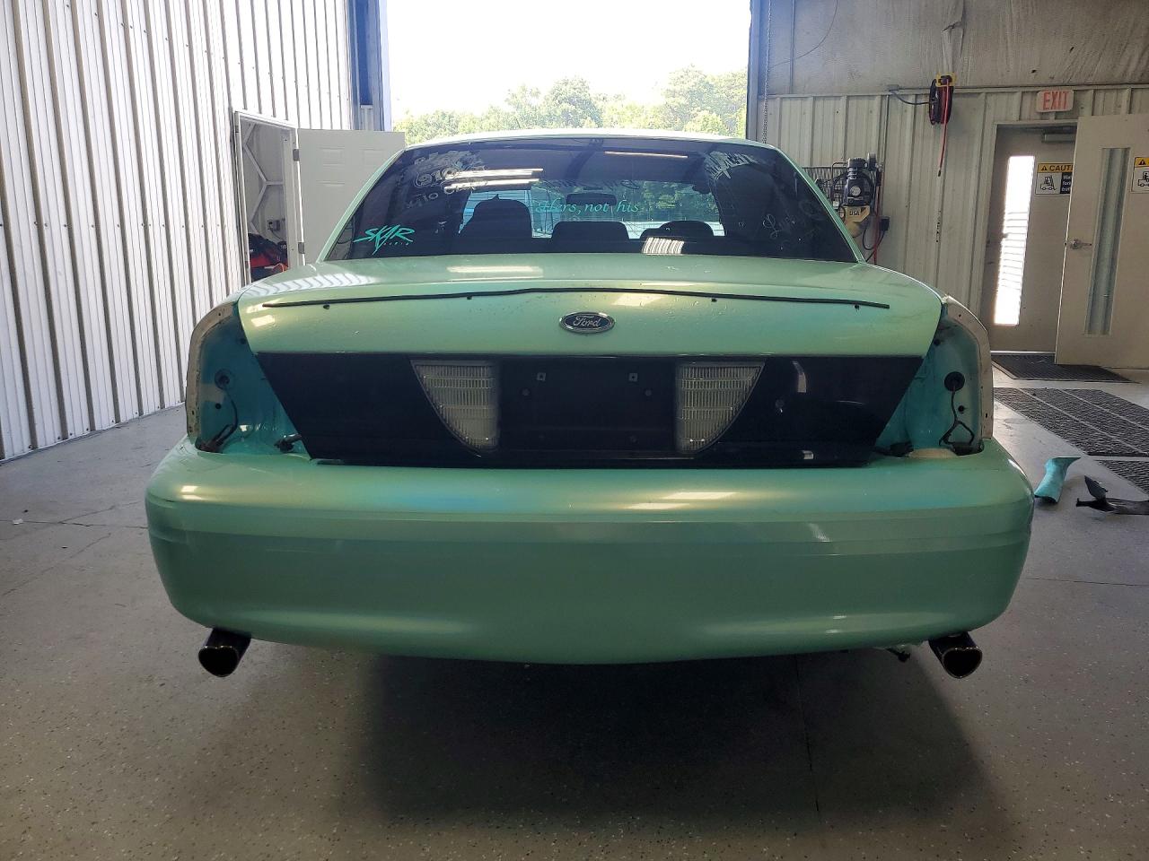 2008 FORD CROWN VIC