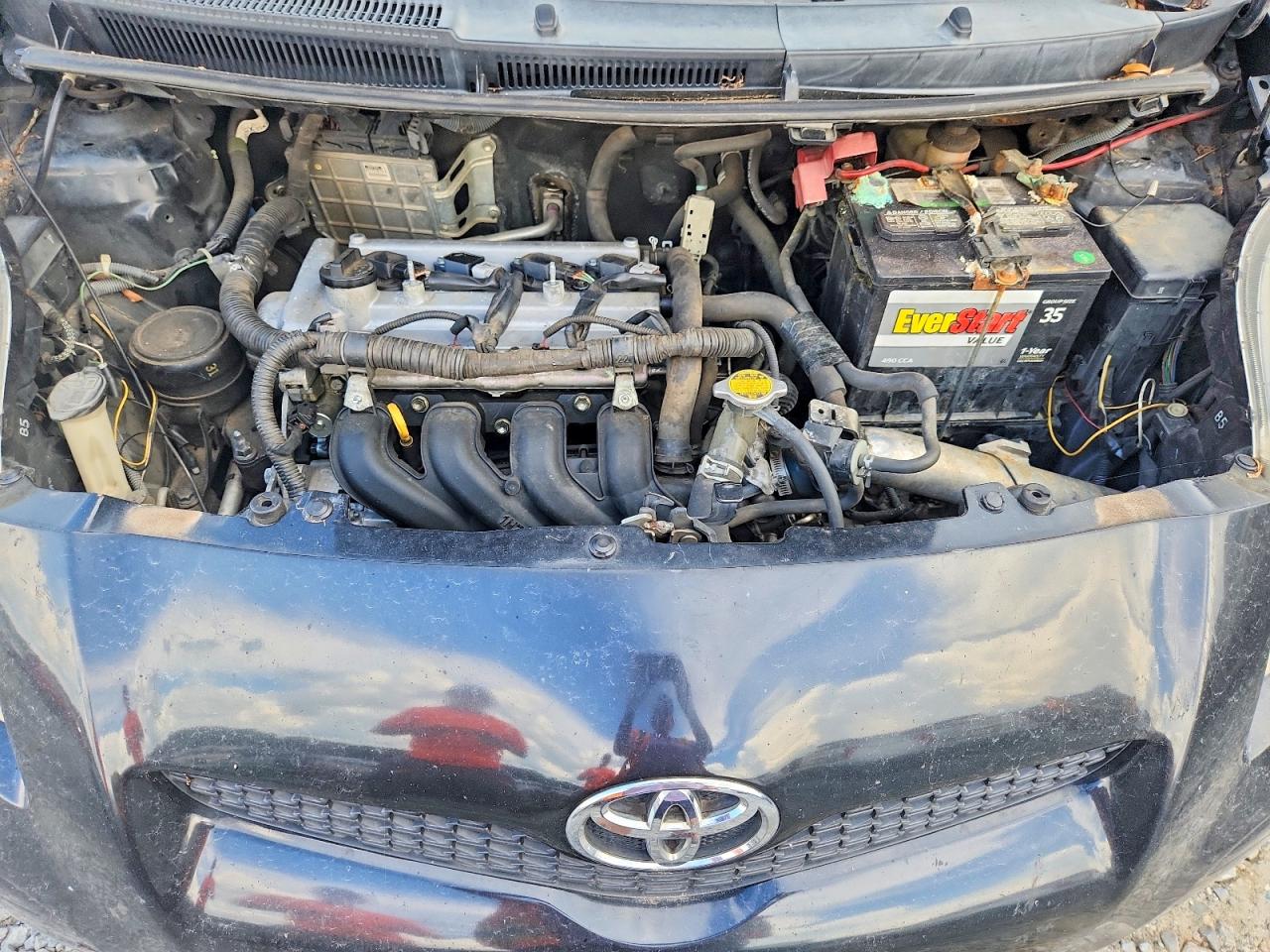 2010 TOYOTA YARIS