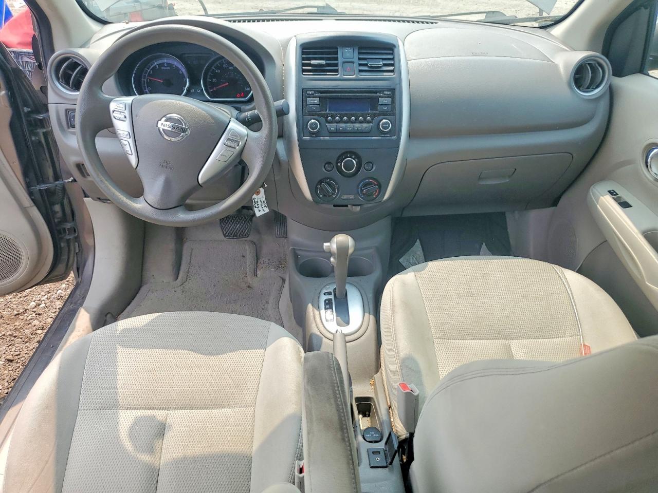 2015 NISSAN VERSA