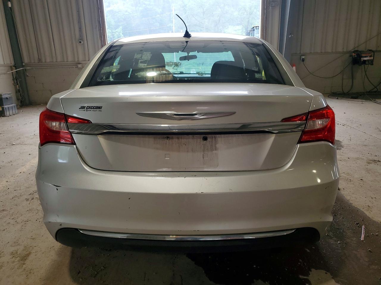 2012 CHRYSLER 200