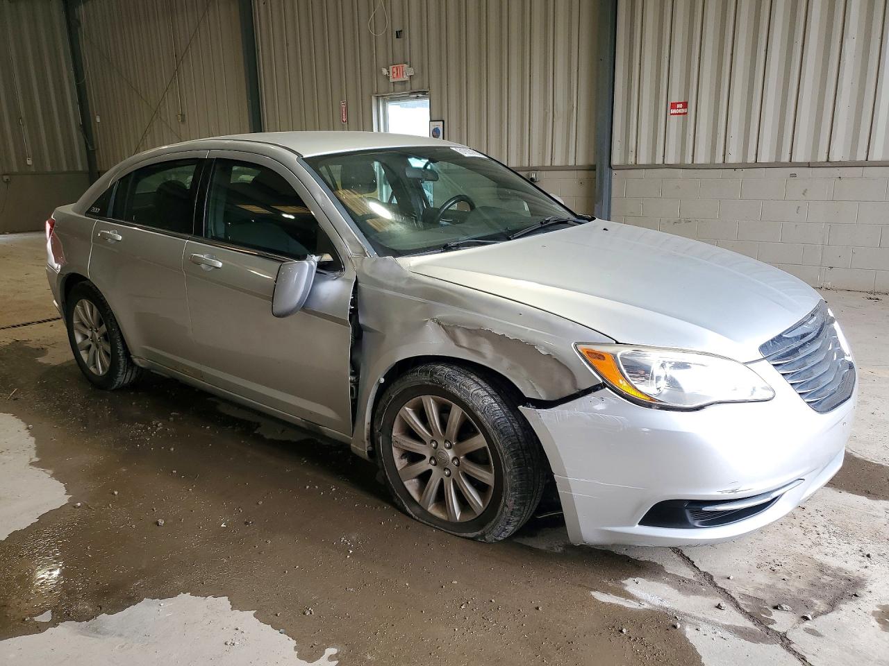 2012 CHRYSLER 200