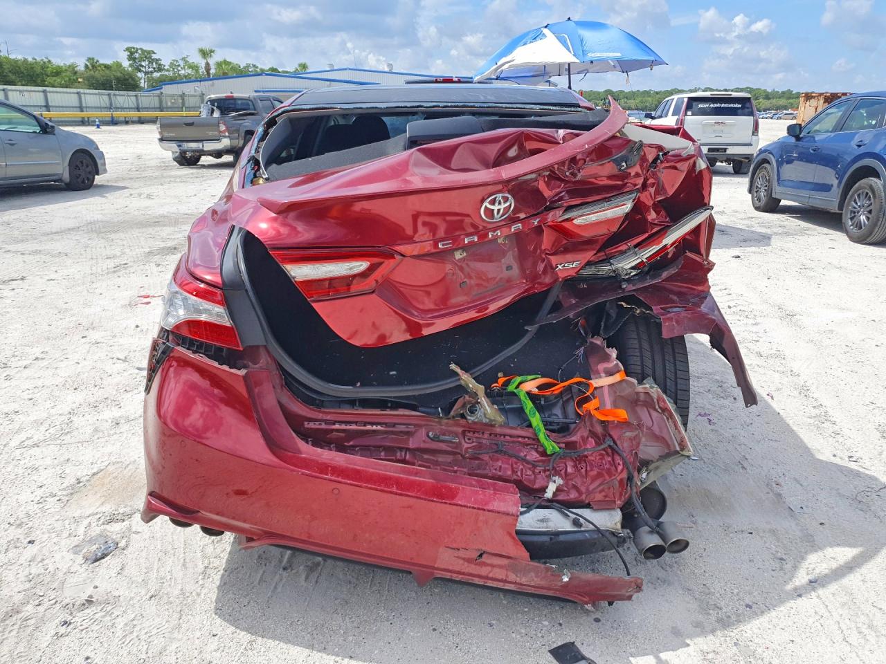2018 TOYOTA CAMRY