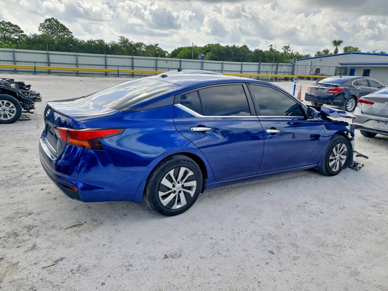 2019 NISSAN ALTIMA