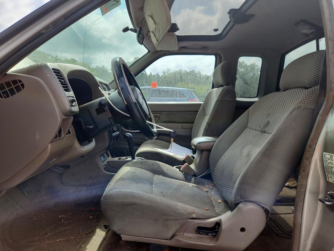 2001 NISSAN FRONTIER