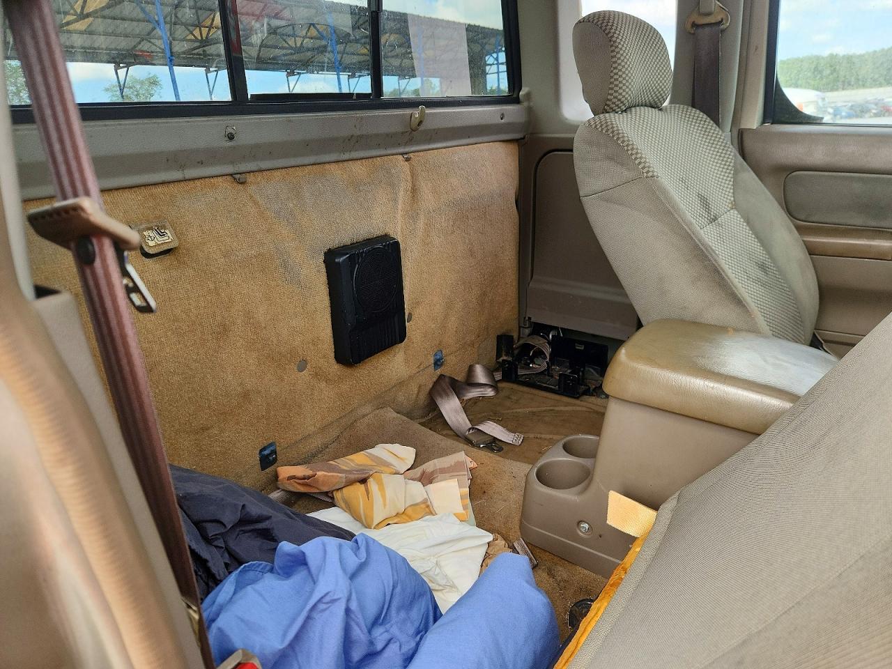 2001 NISSAN FRONTIER