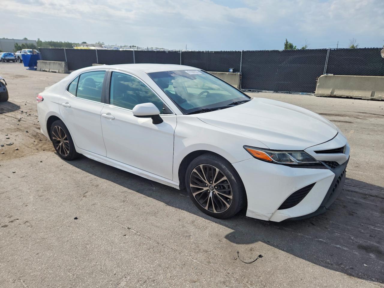 2019 TOYOTA CAMRY