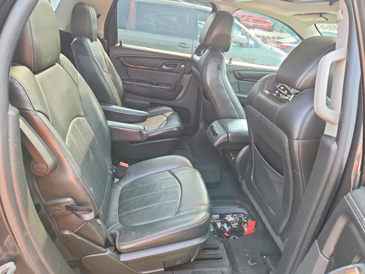 2013 GMC ACADIA DEN