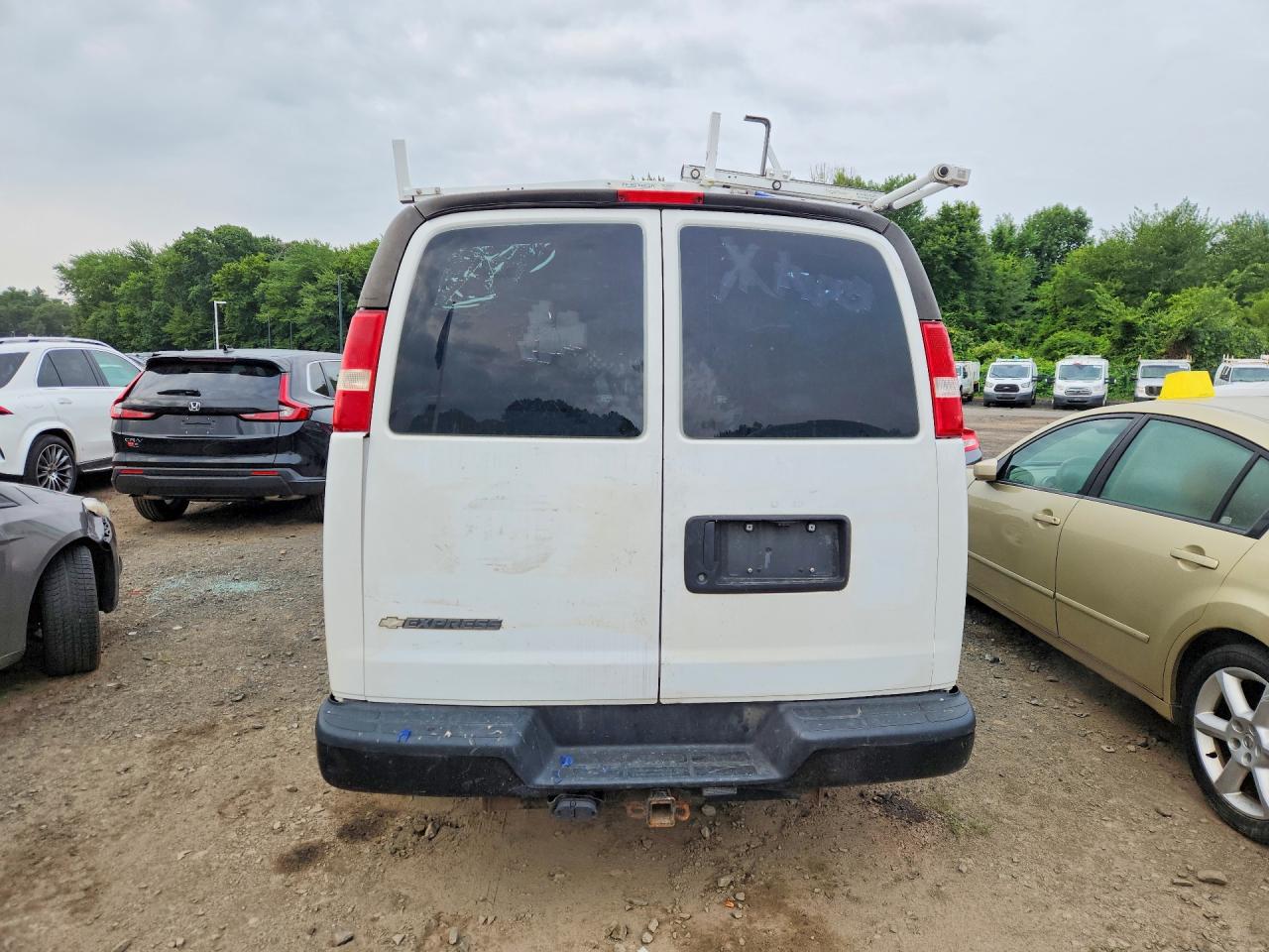 2017 CHEVROLET EXPRESS