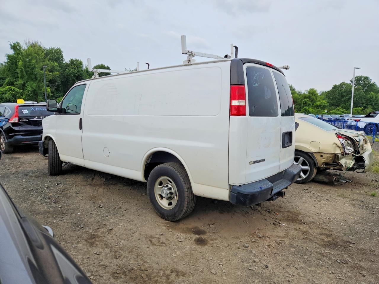 2017 CHEVROLET EXPRESS