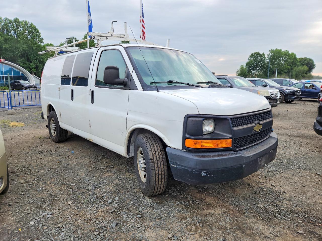 2017 CHEVROLET EXPRESS