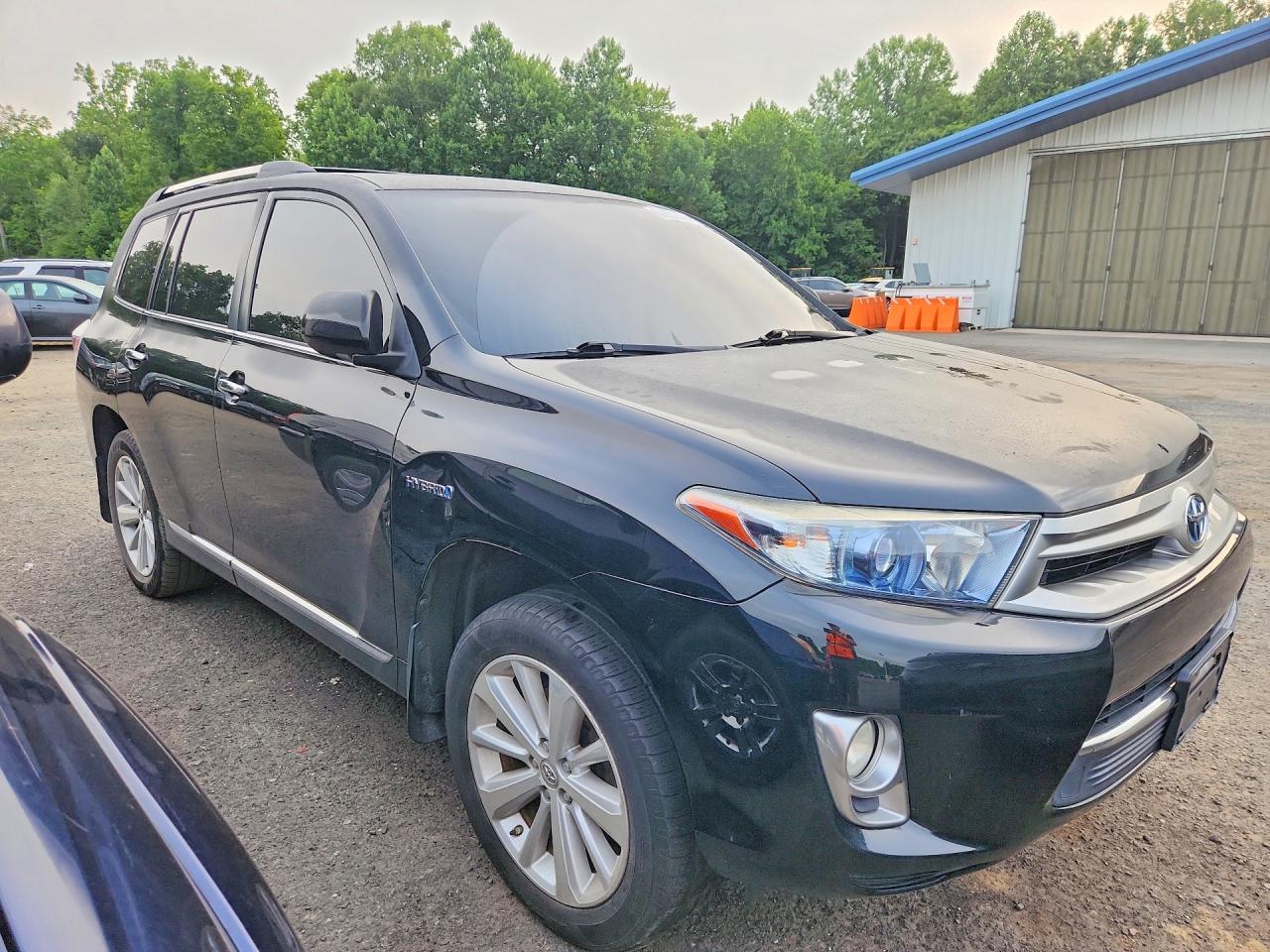 2013 TOYOTA HIGHLANDER